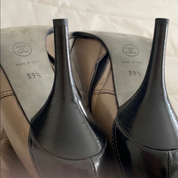 Chanel leather booties Gray w black used - Picture 5 of 7